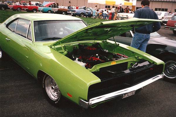 Duebendorf1994GreenChargerFront.jpg