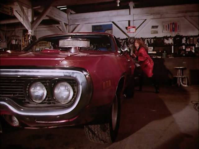dukesofhazzards02e19dvdrip-avcdukesboysmkv_snapshot_2221_20140922_180626.jpg