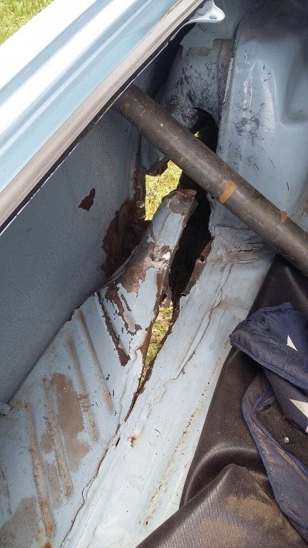 Duster Trunk.jpeg