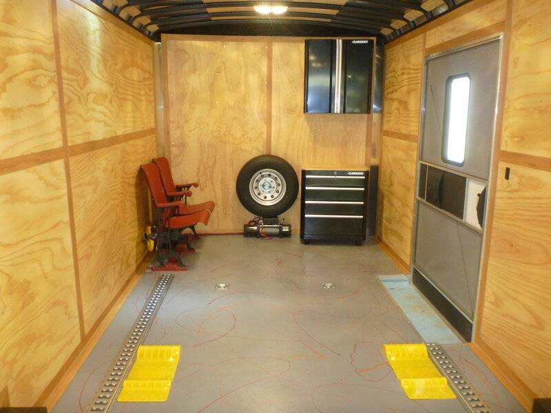 enclosedatlastrailer24 289.JPG
