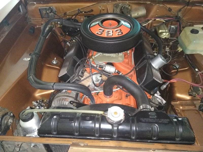 Engine_in_car2.jpg