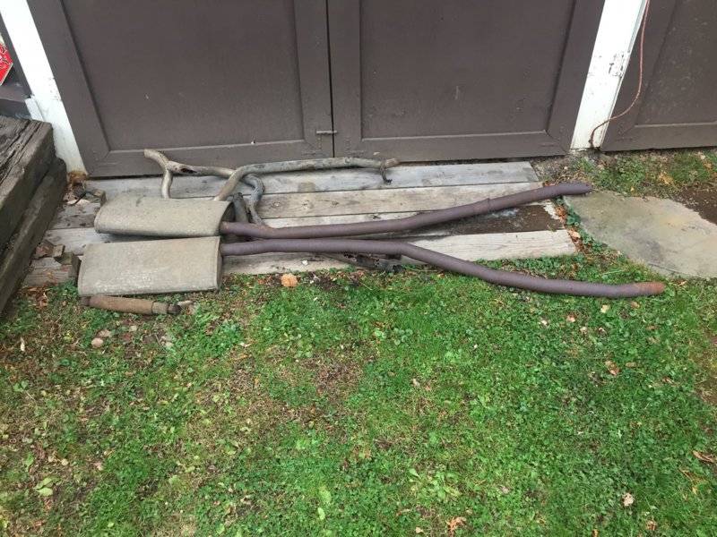 Exhaust 2.jpg
