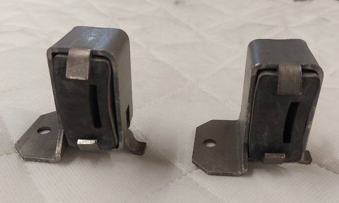 exhaust tip hangers.jpg