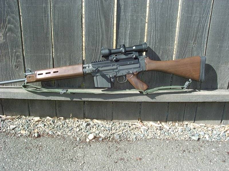 FAL w  Scope.jpg