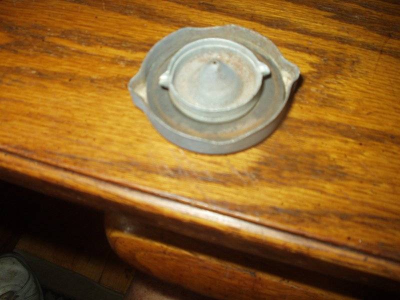 federa; cap painted 2.JPG