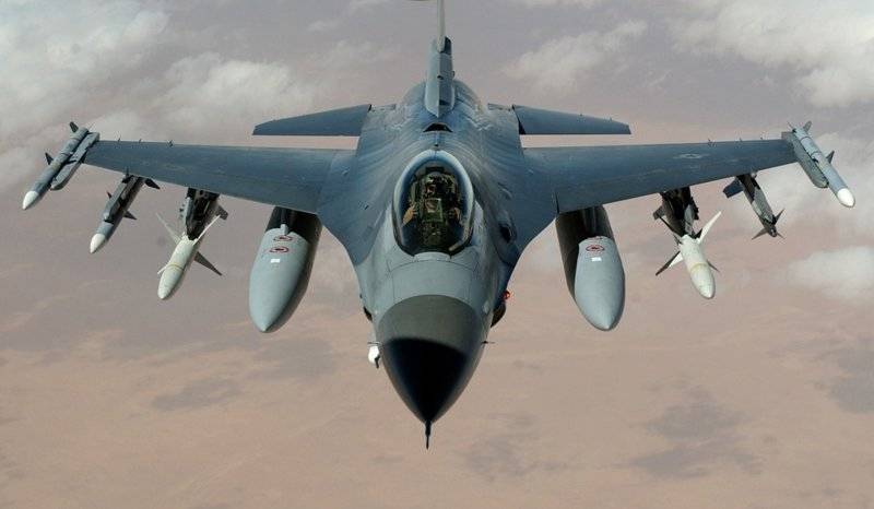fighter-jet-63028_960_720.jpg