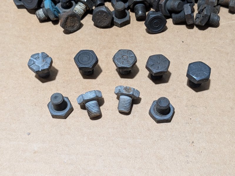 flexplate_bolts.jpg