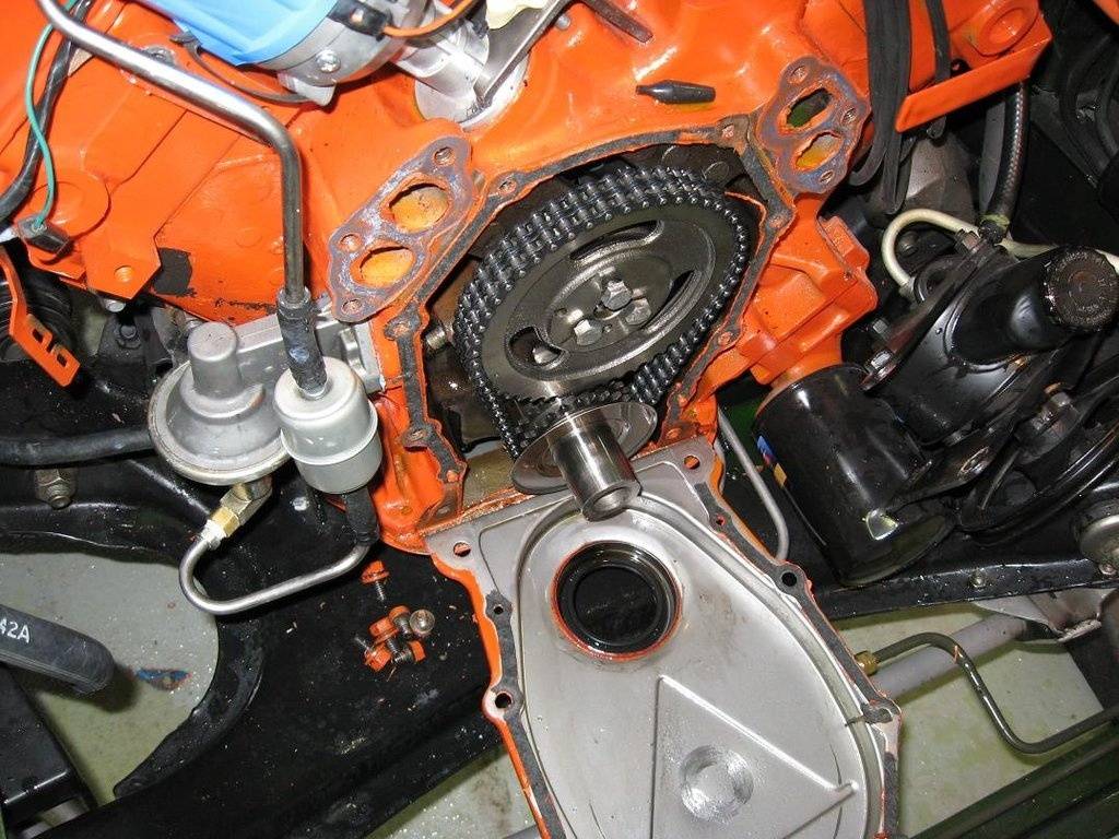 front disassembled engine view1.jpg