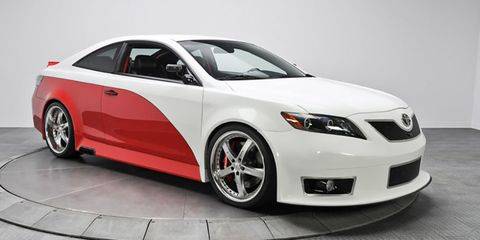 gallery-1464729965-toyota-camry-nascar.jpg
