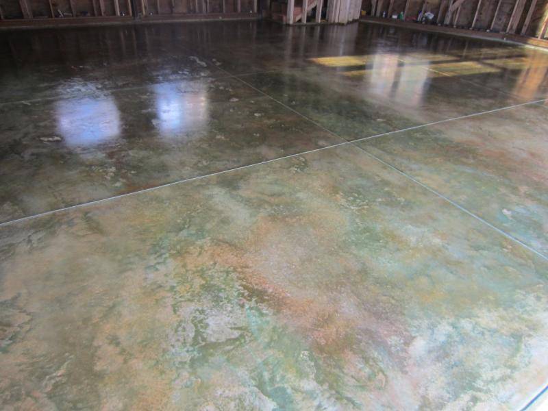 garage floor 2.jpg