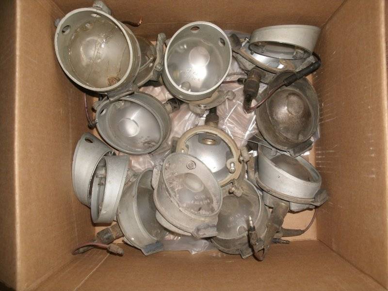 Garage parts more 024.JPG