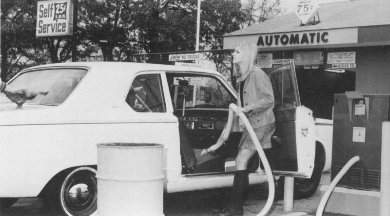 Gas_119_Ferndale_SSCarWash_1971.jpg