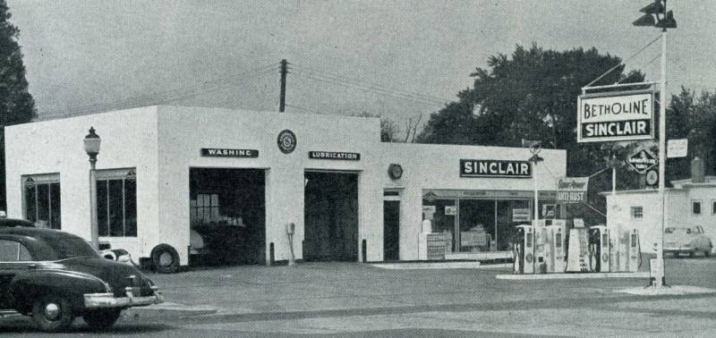 Gas_177_Aberdeen_Sinclair_1950s.jpg