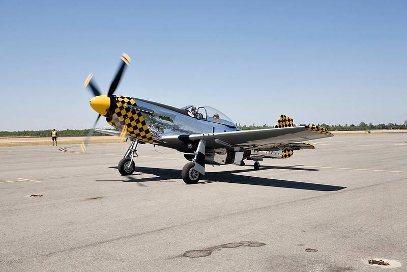 gathering-of-warbirds-051119-39-L.jpg