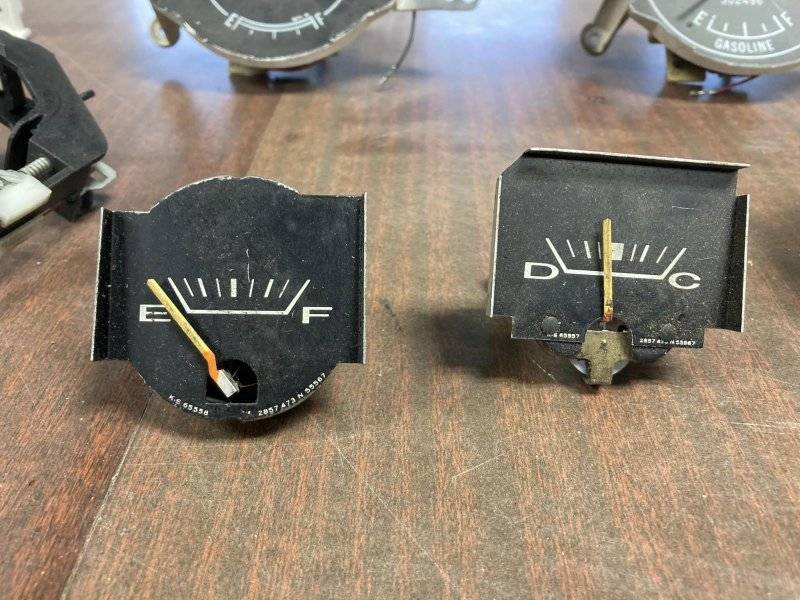 gauges7.jpg