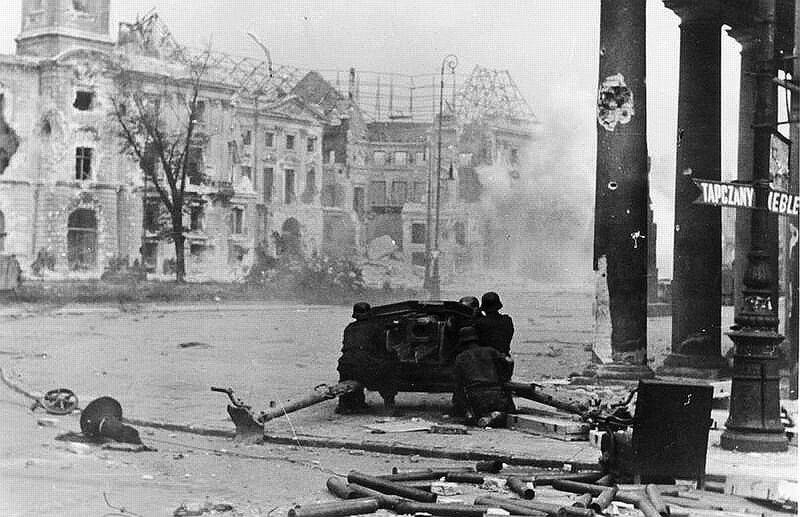 Ger-75ATG-Warsaw-Sep44.jpg