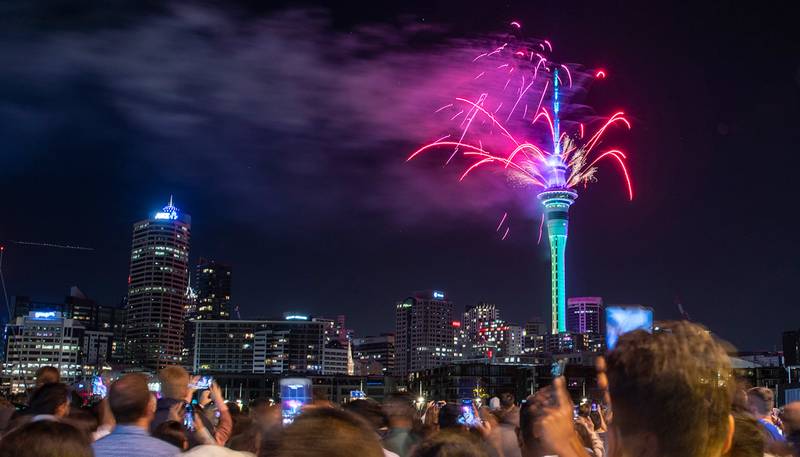 GettyImages-1196813277-auckland-fireworks-2020-new-year-1120.jpg