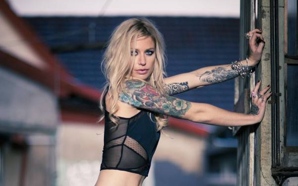 Gin-Wigmore-gin-wigmore-34216512-602-377.jpg