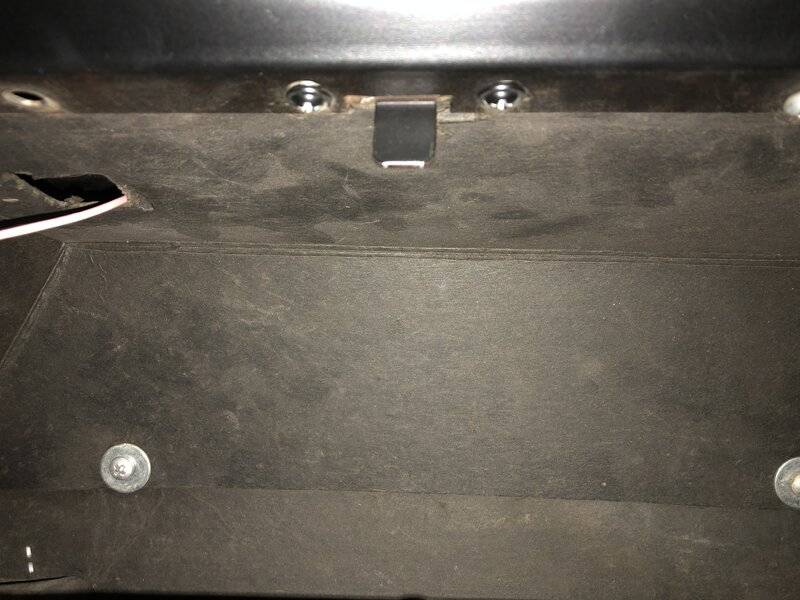 glove box catch3.jpg
