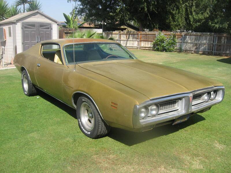 Gold 71 Charger 001.JPG