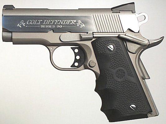 Gun Colt Defender series 90 Stainless.jpg