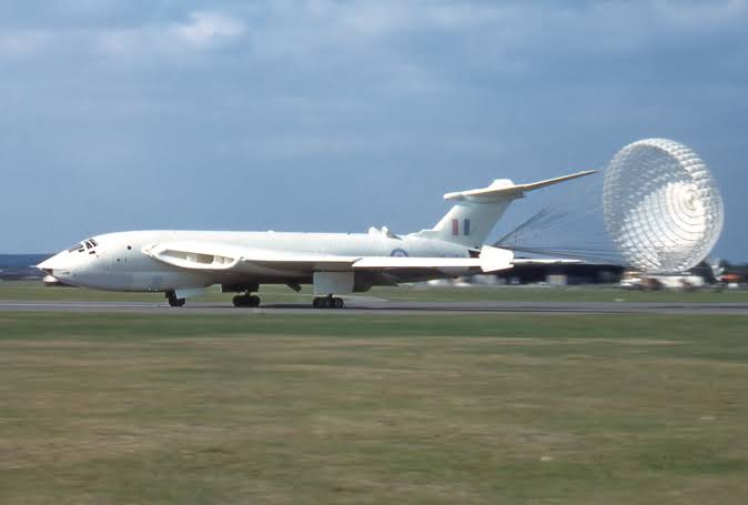 Handley-Page-Victor2.jpg