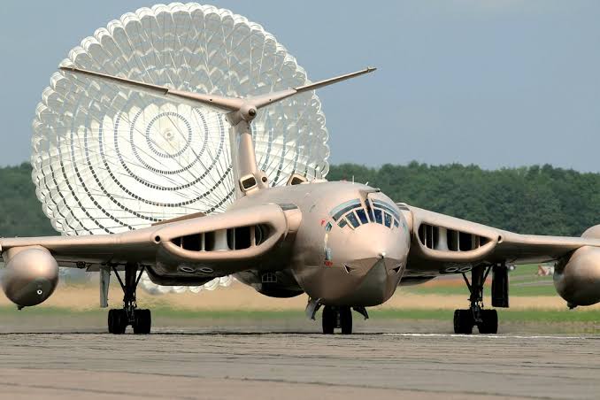 Handley-Page-Victor9.jpg