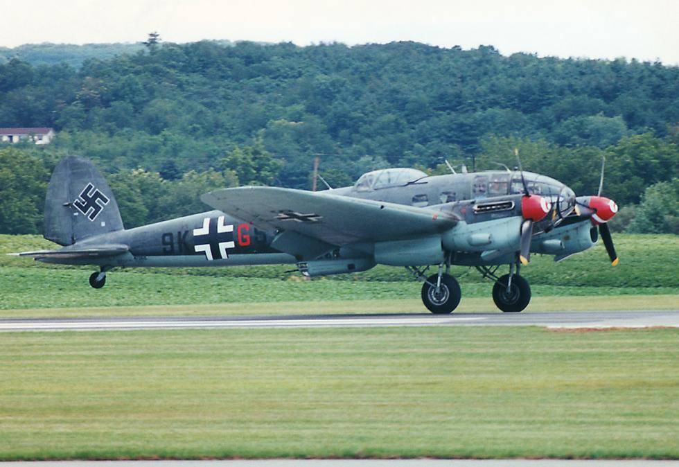 He111TakingOff2oClock.jpg