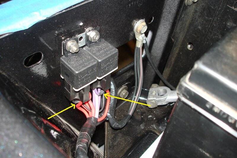 Headlight relays arrows.jpg