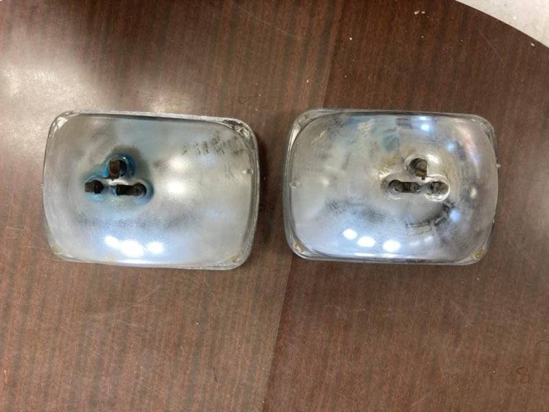 headlight2.jpg