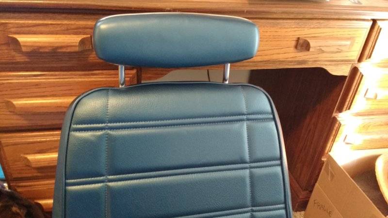 headrest1.jpg