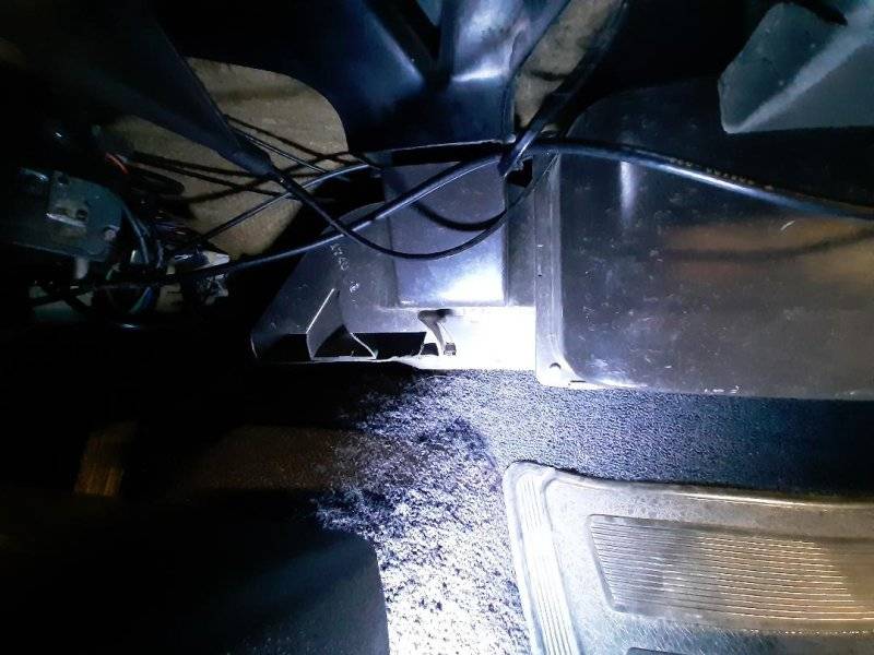 Heater Box To Duct Alignment.jpg