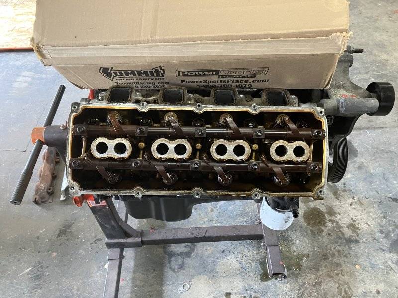 Hemi 64.JPG