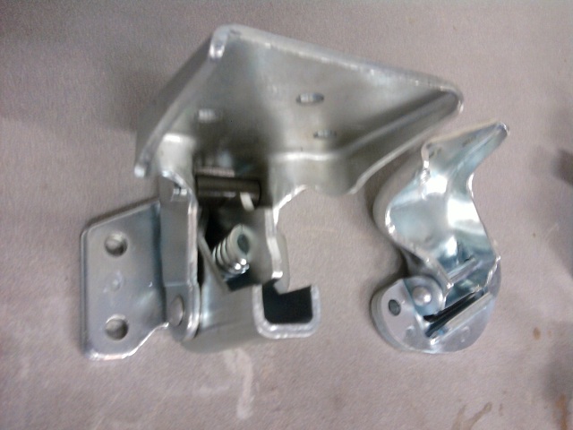 hinges.jpg
