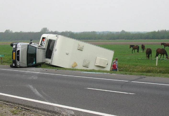 Hoe-het-mis-kan-gaan-met-een-stacaravan.jpg