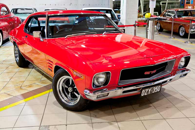 holden-hq-gts-350.jpg