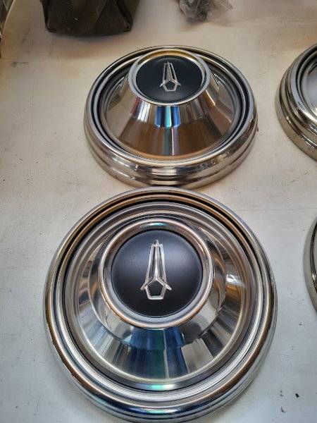 hubcaps 1.jpg