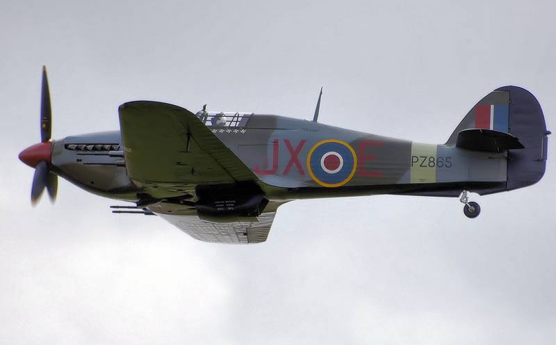 Hurricane_mkiic_of_the_bbmf_arp.jpg