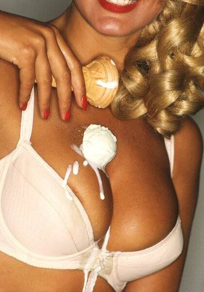 IceCreamonBreasts_bannedouttakefromPirelliCalendar1973_Duffy_DuffyArchive_720x.jpg