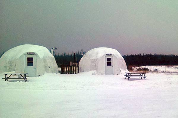 igloo2.jpg