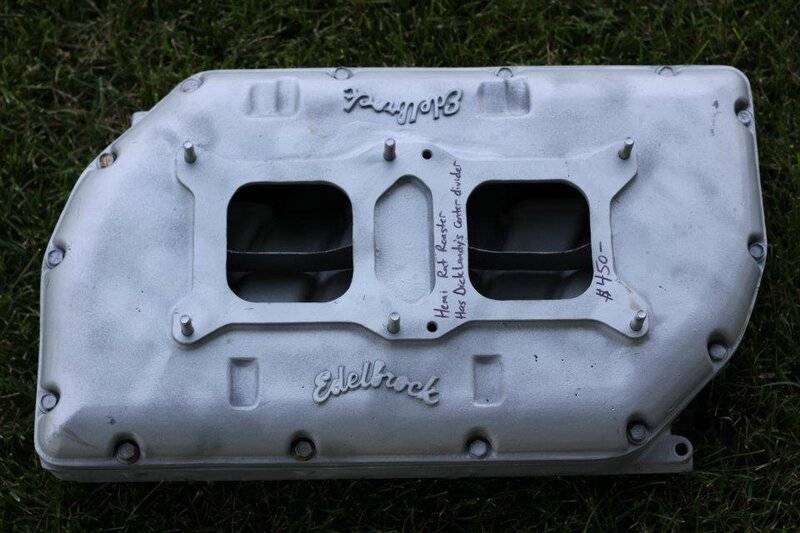Intake 426ci Hemi Edelbrock Rat Roaster inline 2x4bbl Dick Landy's 70 Charger RT.jpg