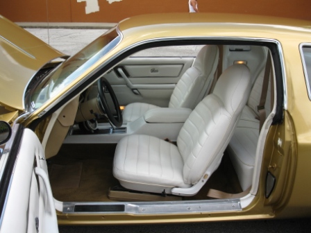 Interior.jpg