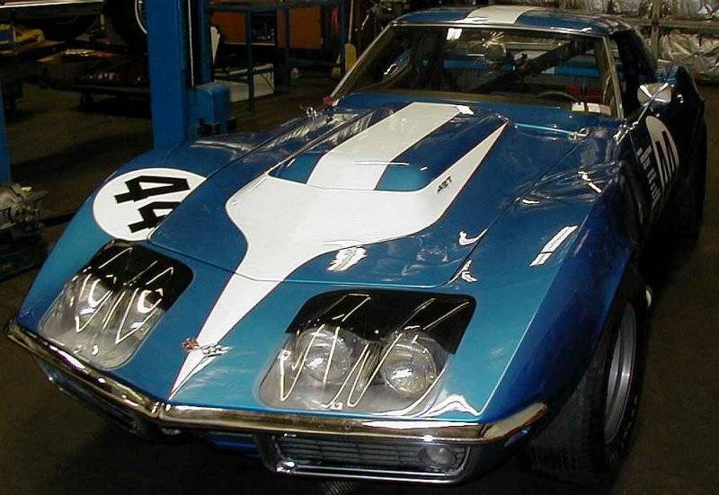 James Garner Racing 69 L88 Vette front.jpg