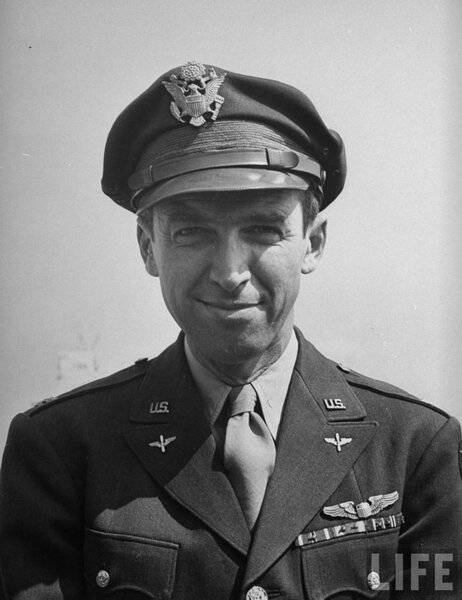 Jimmy Stewart 1st Lt. US Air Corp WWII.jpg