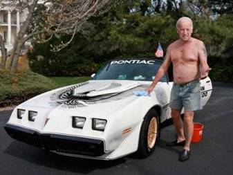 joe-biden-confirms-he-washes-his-car-shirtless.jpg