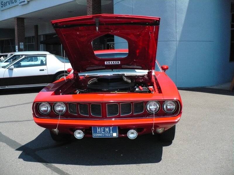 Joe Sica's Cuda.jpg