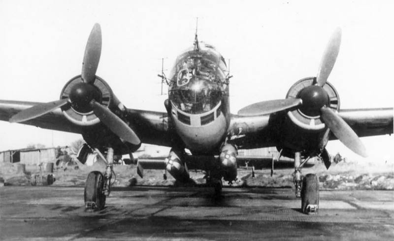 Ju_188A-3_torpedo-bomber.jpg