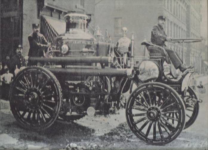 Jumbo-1889-9-Ton-Amoskeagfor-Hartford-Steam-Fire-Engine.jpg