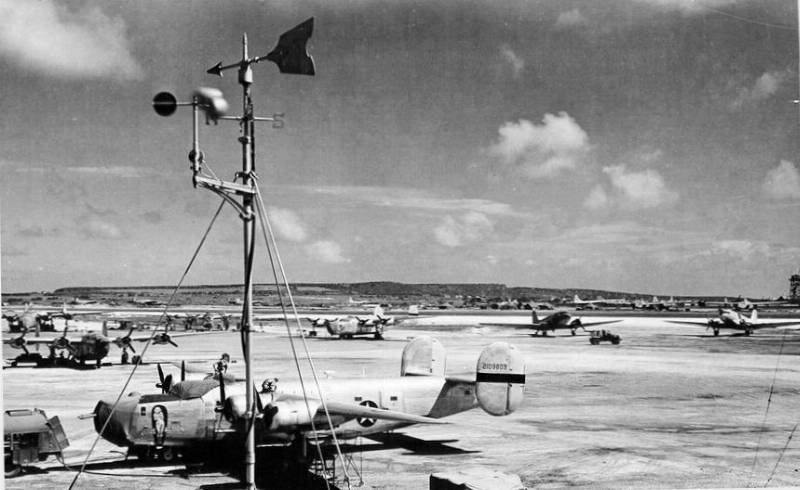 Kagman_44fall_B-24s.jpg