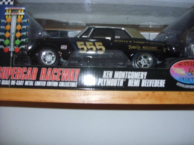 LAST 118 SCALE CAR PICS 006.JPG